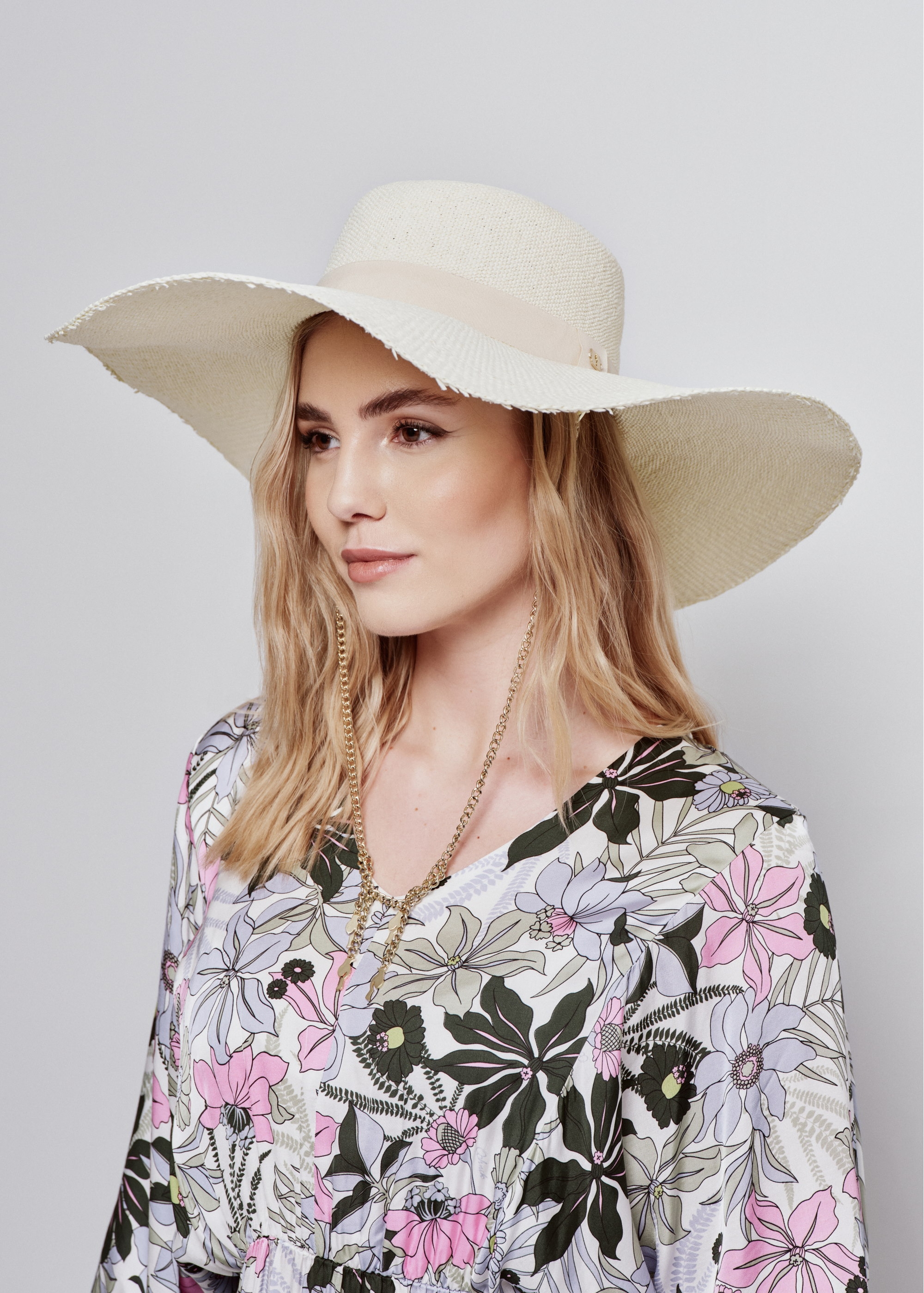 Women's hat with large brim KAPDT-0038-23(W24)-05