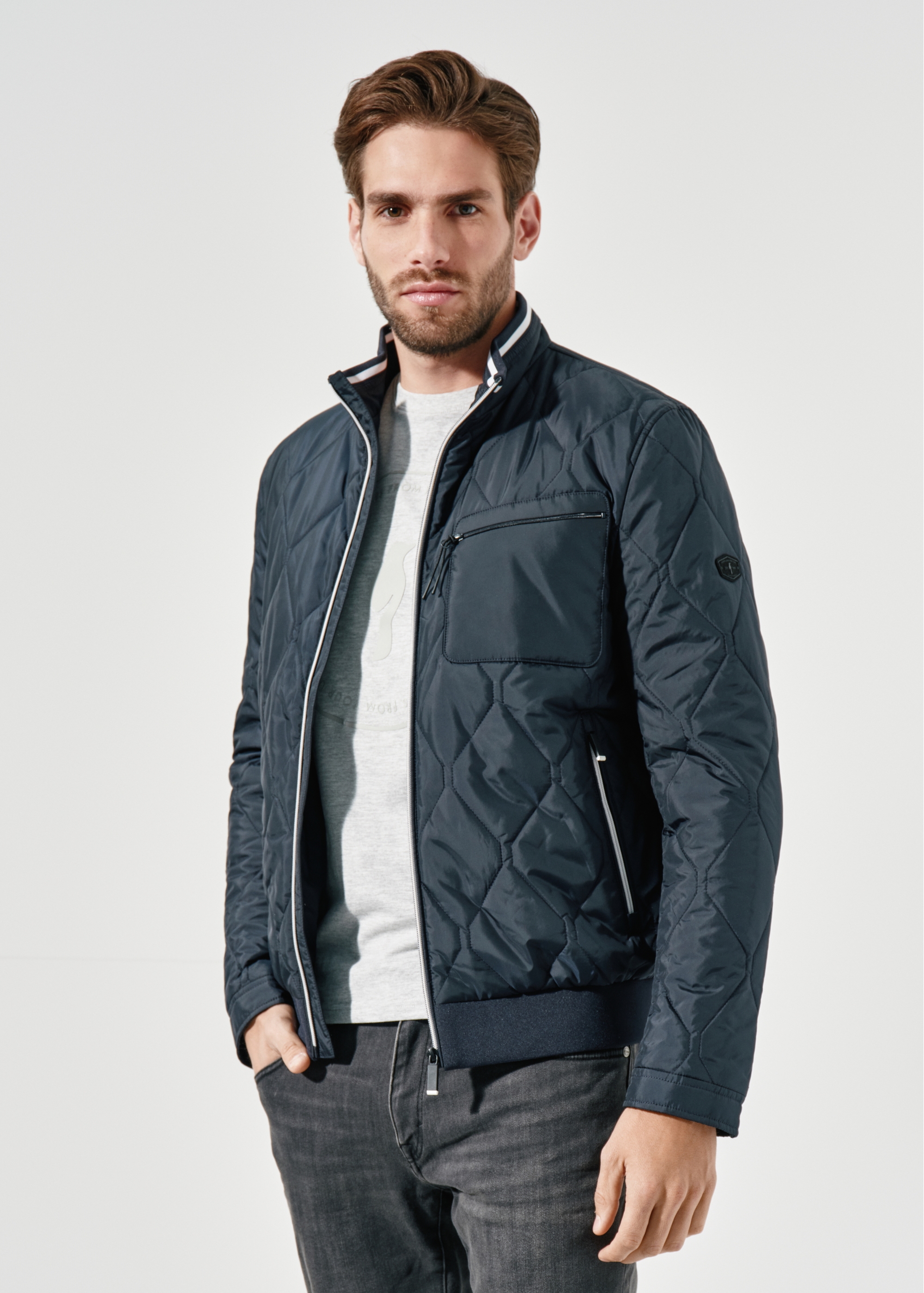 Men's navy blue quilted jacket KURMT-0321-69(W24)-02