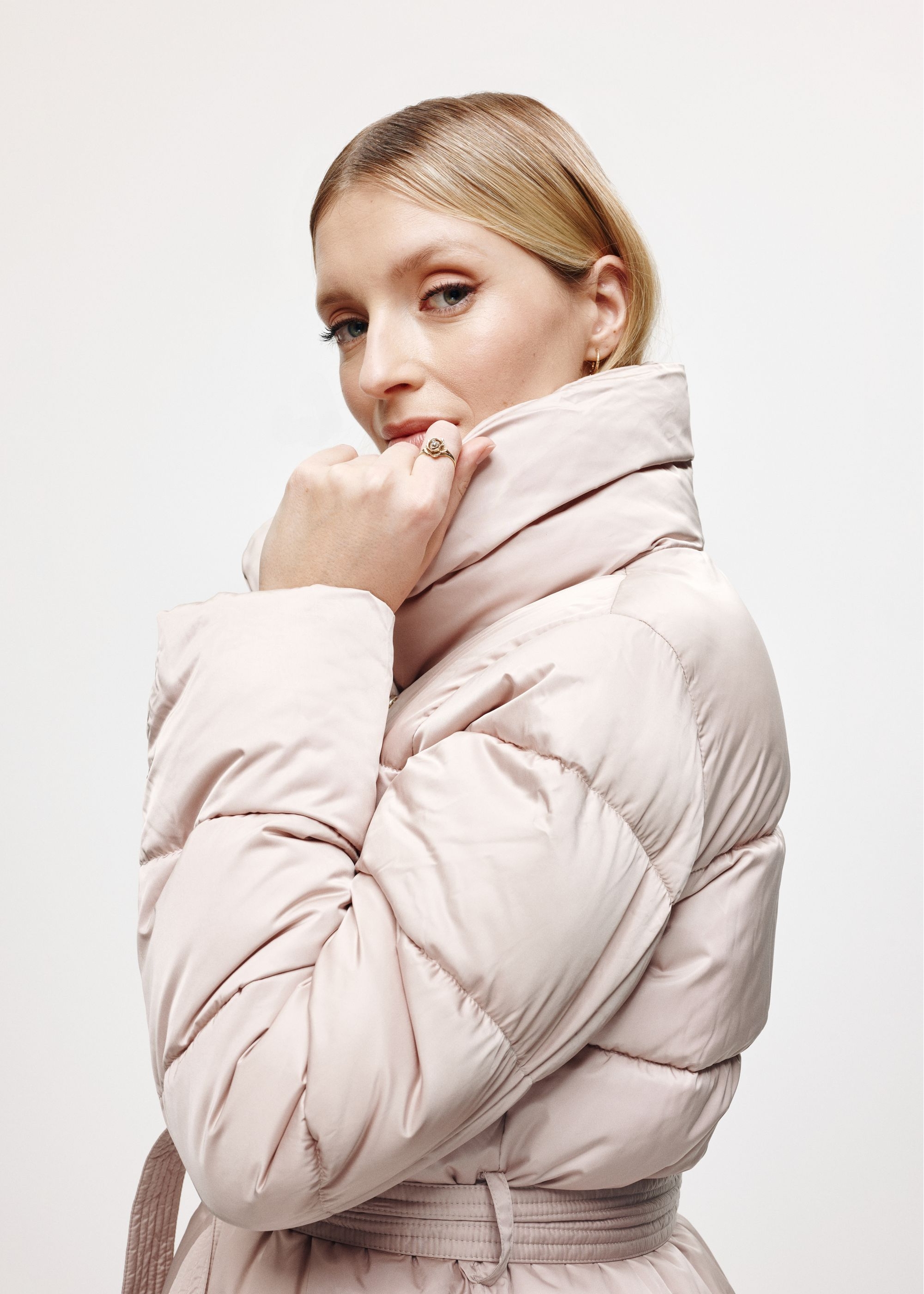 Beige quilted women's winter jacket KURDT-0546-80(Z24)