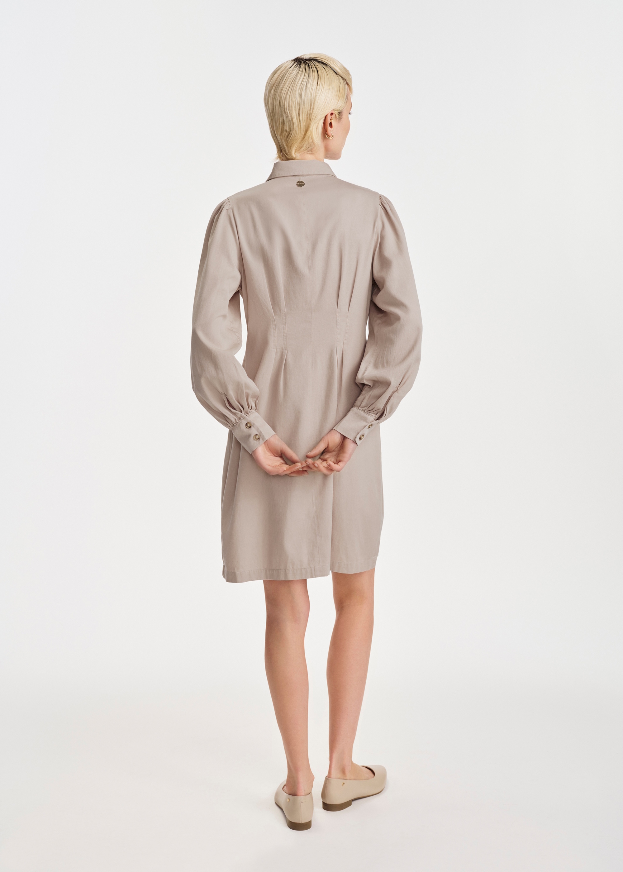 Beige shirt dress SUKDT-0228-81(W25)-04