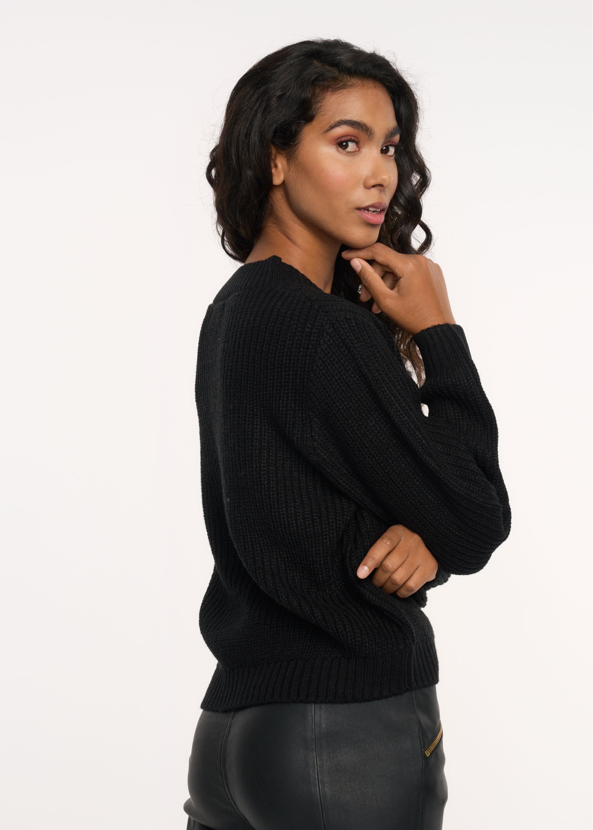 Black women's V-neck sweater SWEDT-0162-98(Z23)-04