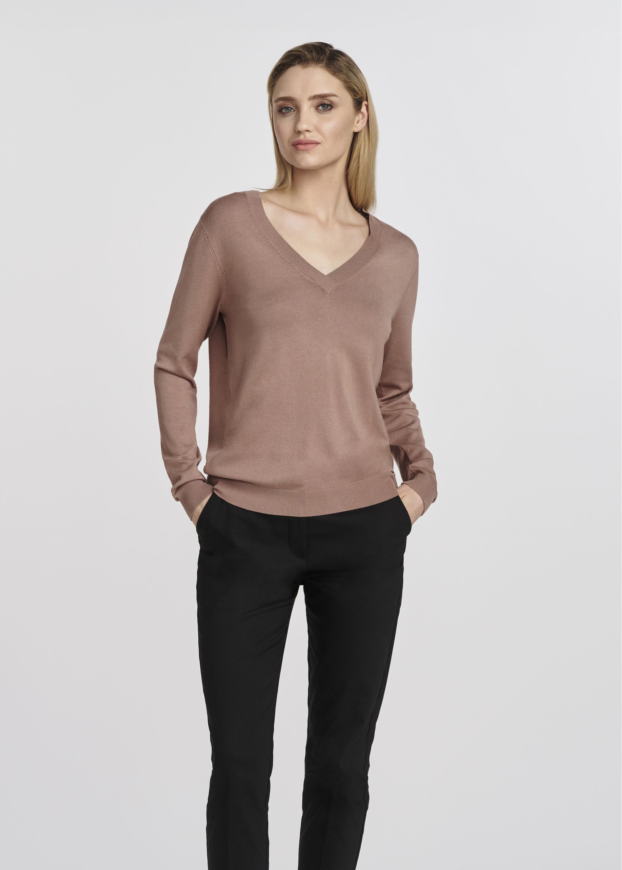 Women's V-neck sweater in camel color SWEDT-0201-83(W25)-02