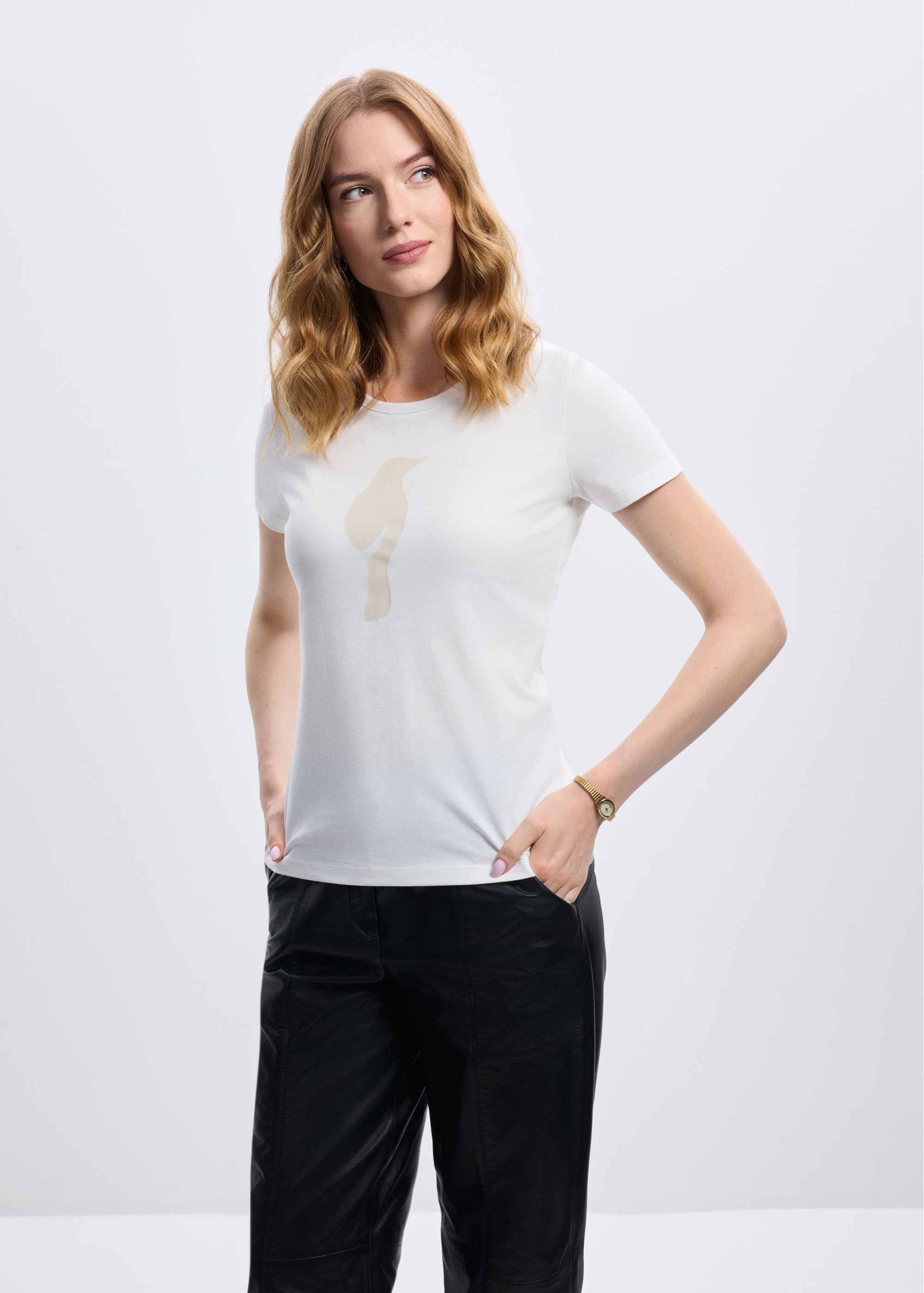 Cream women's t-shirt with a logo TSHDT-0133-12(Z24)