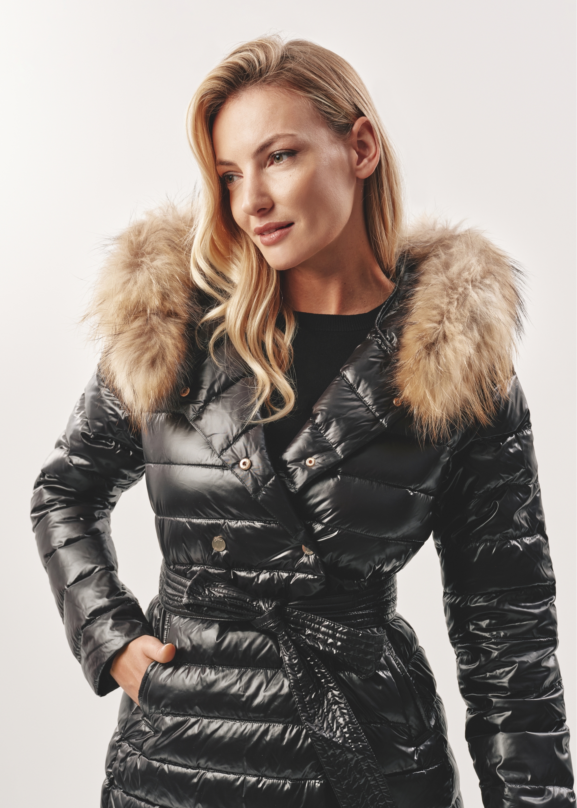 Women's down jacket with an envelope cut KURDT-0006B-99(Z24)-02