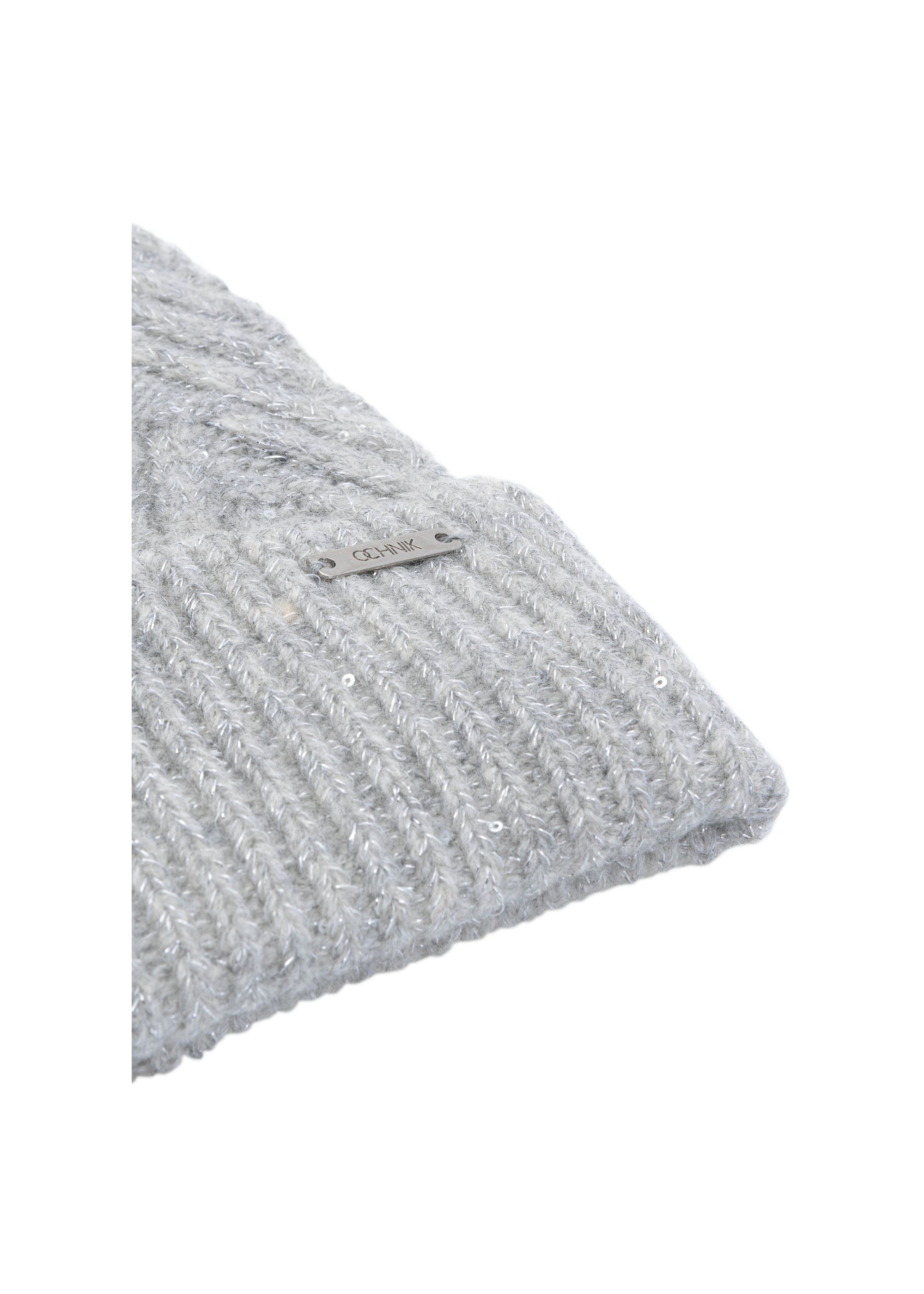 Gray women's hat with a pompom CZADT-0175-91(Z24)-03