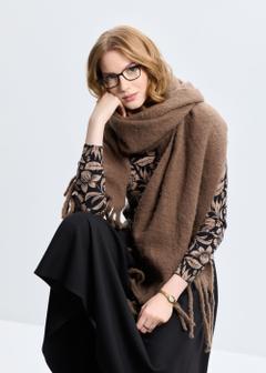 Brown women's winter scarf SZADT-0186-82(Z24)