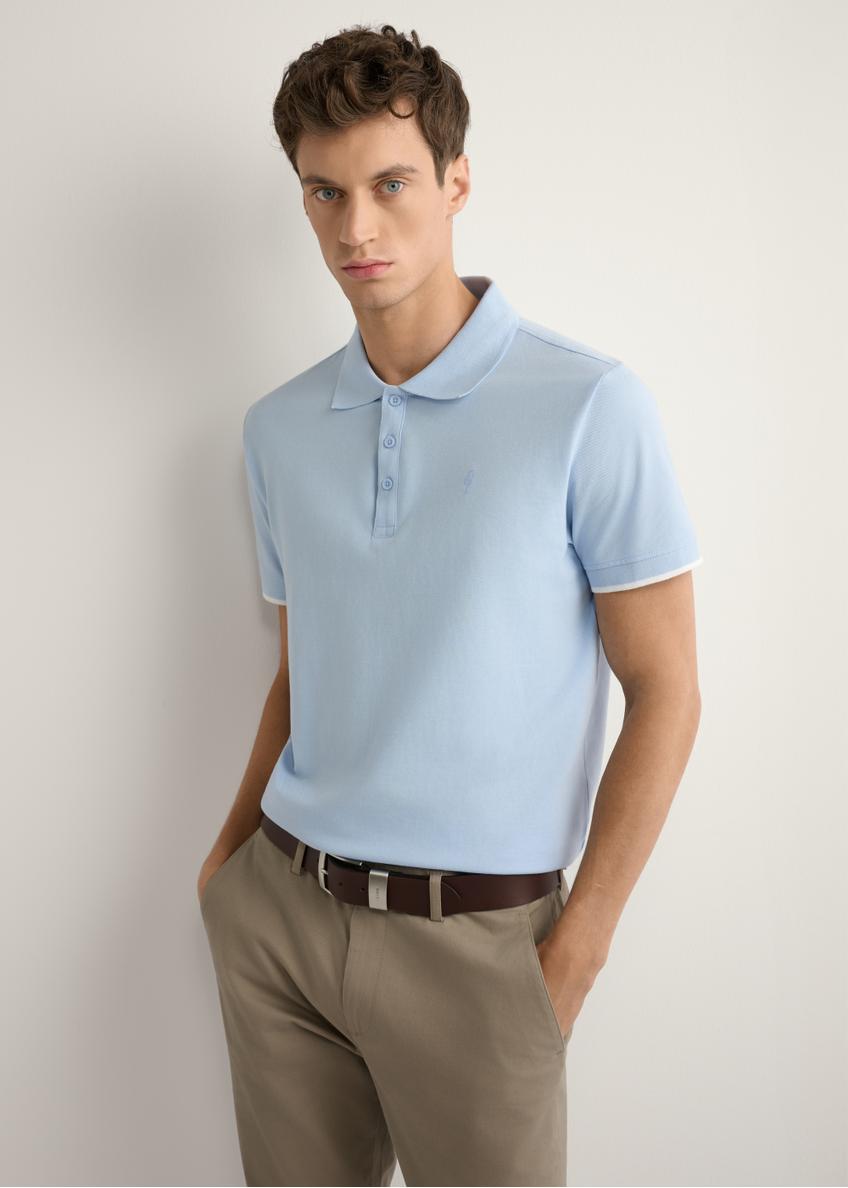 Light blue cotton polo shirt POLMT-0045B-7A(W26), front view of the product on the model. Half of the silhouette visible.