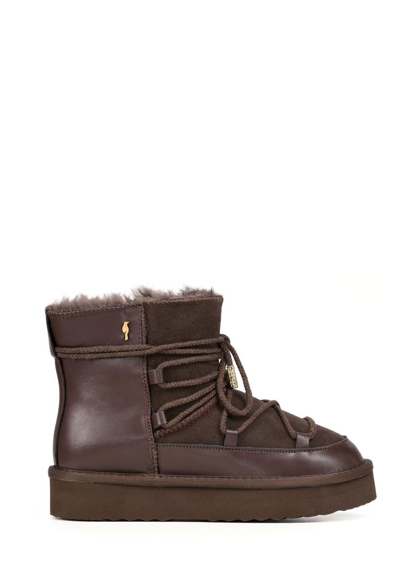 Chocolate women's snow boots BUTYD-1221-1I(Z26), product view from the side on a white background.