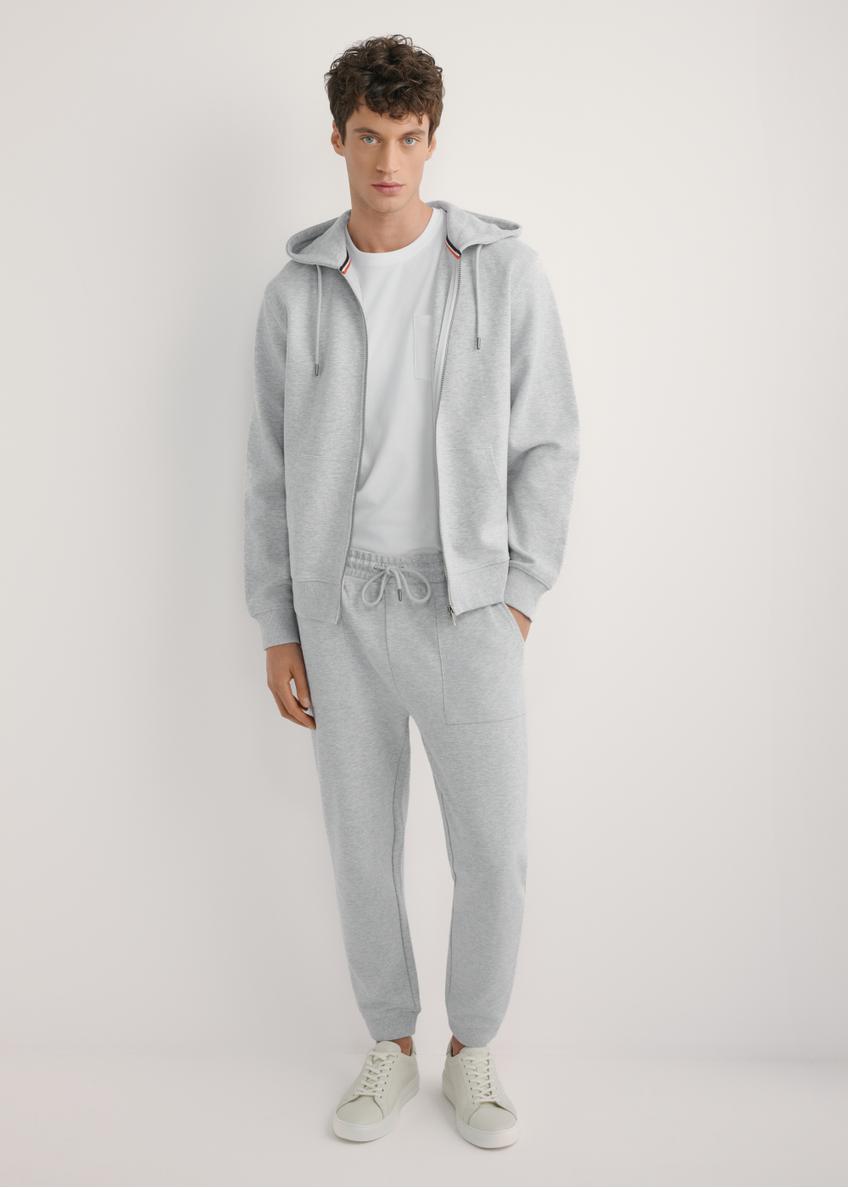 Men's gray sweatpants SPOMT-0116-9A(W26), front view of the product on the model. Full body visible.