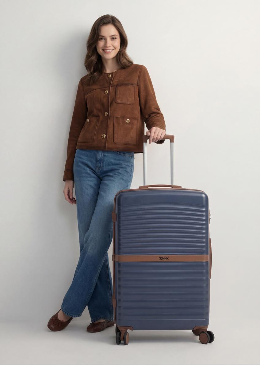 Large suitcase on wheels WALAB-0084-7D-28(W26)