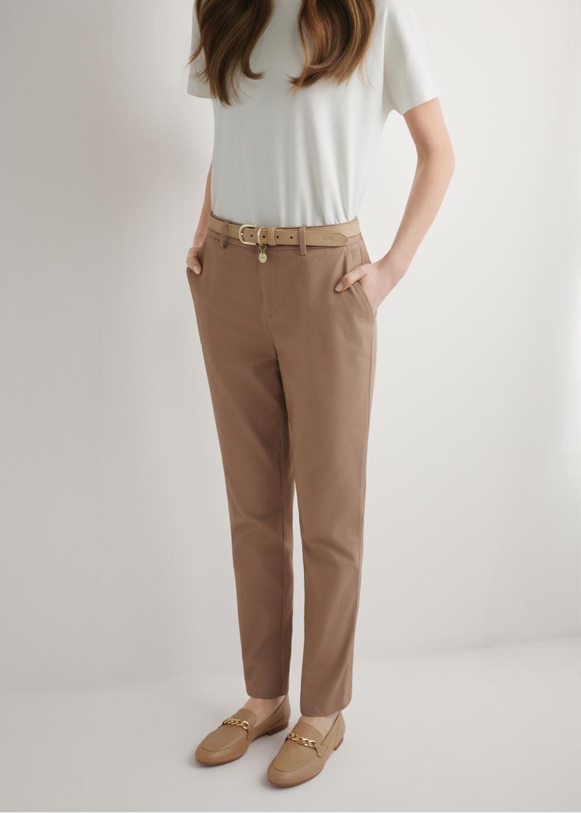 Women's camel trousers SPODT-0120-1D(W26), front view of the product on the model. Half of the silhouette visible.