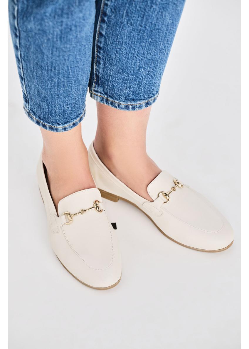 Beige leather women's moccasins with buckle BUTYD-1075-12(W25)