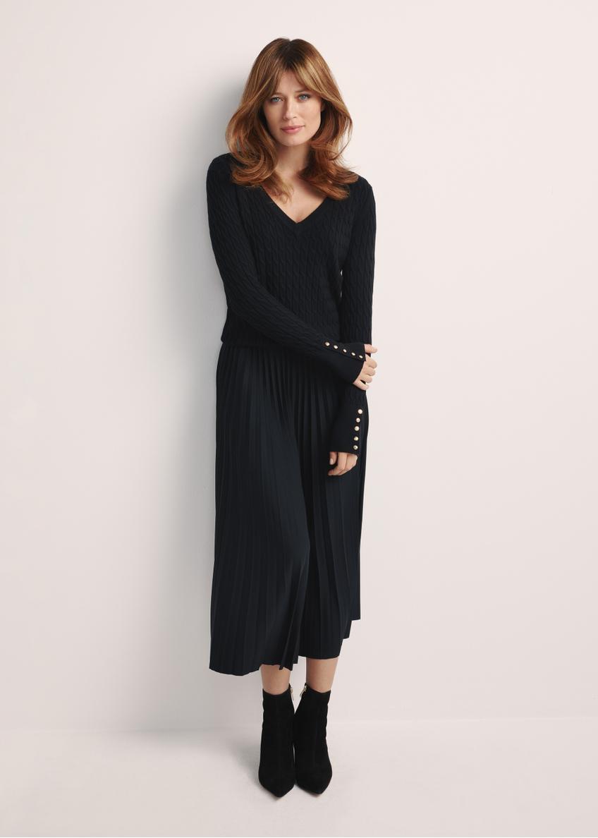 Black women's sweater SWEDT-0212A-99(Z25), product visible from the front on the model, the entire silhouette is visible.
