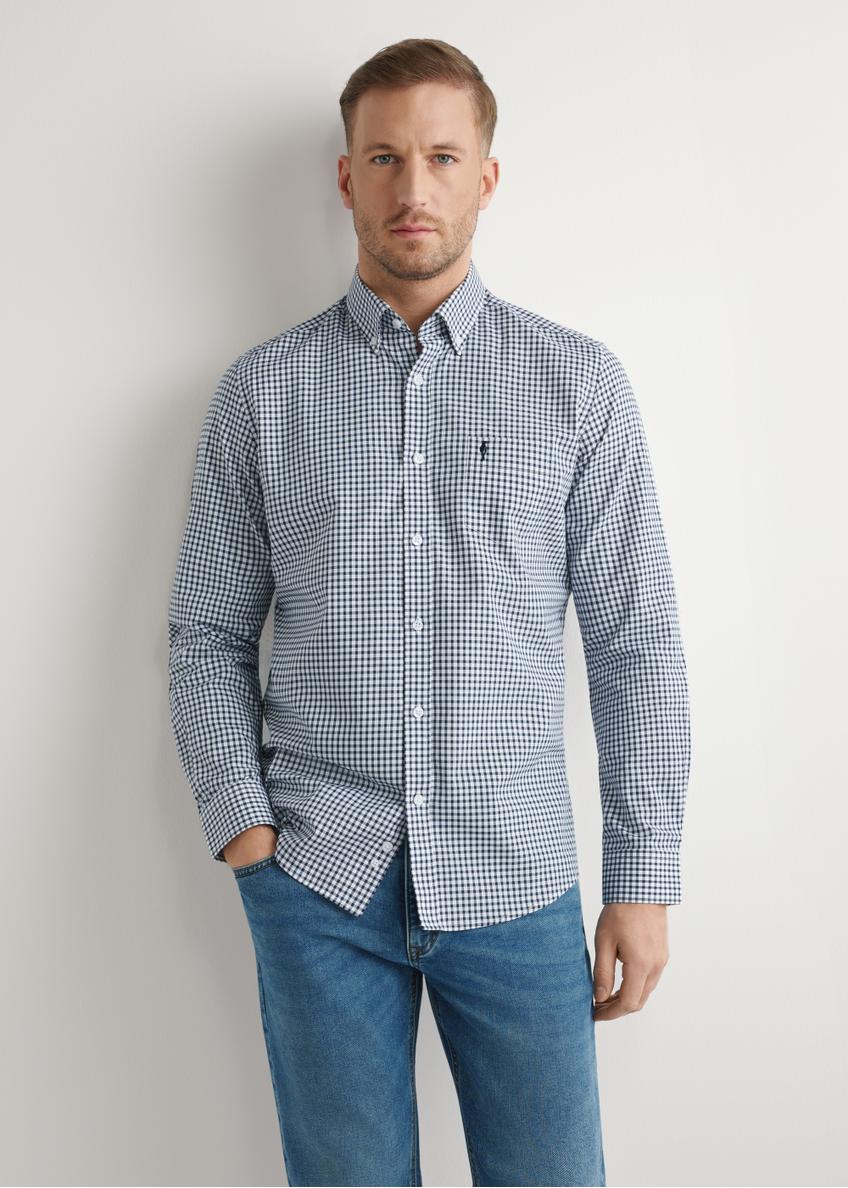 Men's navy blue checkered cotton shirt KOSMT-0277-7E(W26), front view of the product on the model. Half of the silhouette visible.