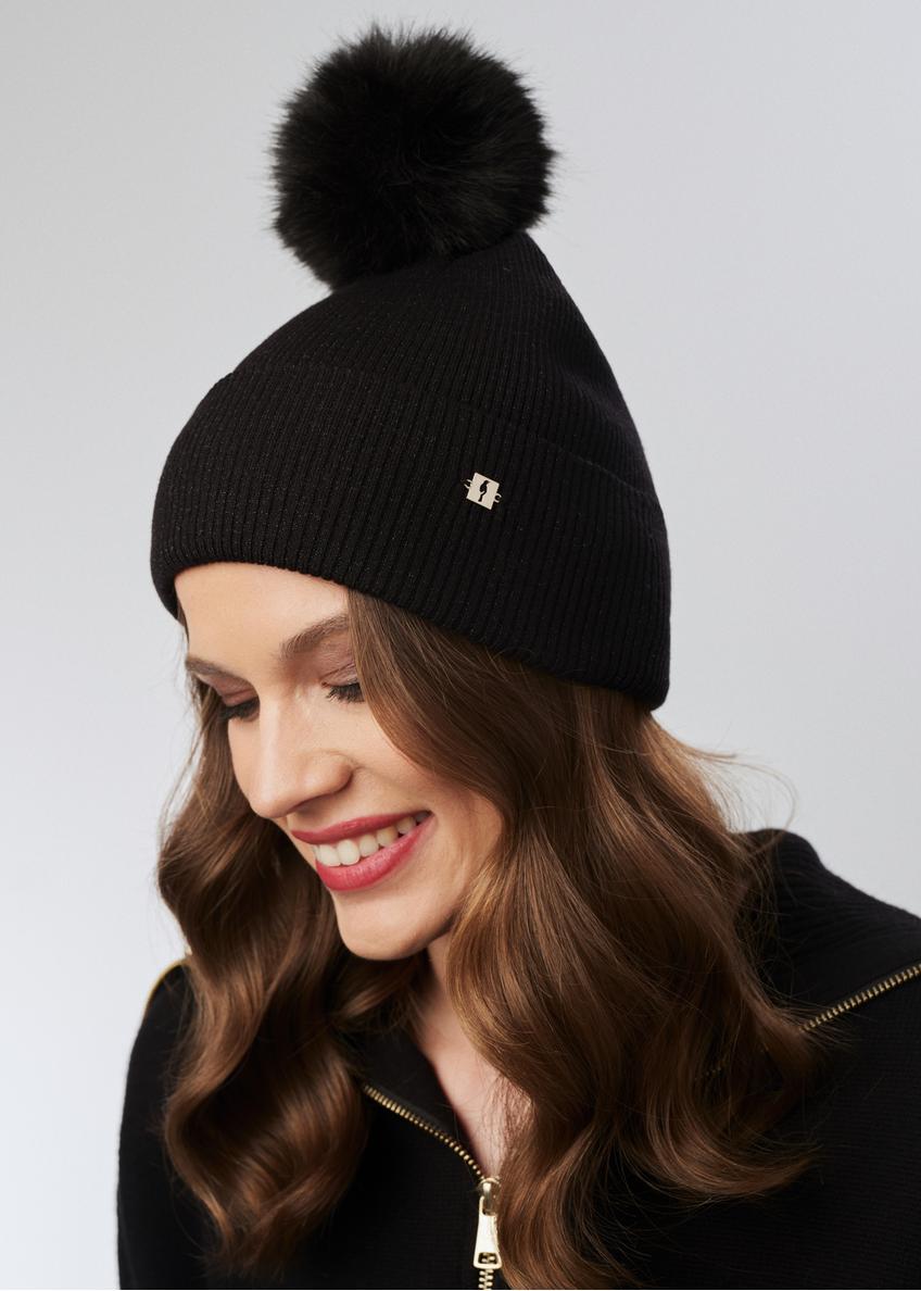 Black women's cap with pompom CZADT-0161-99(Z24)-01