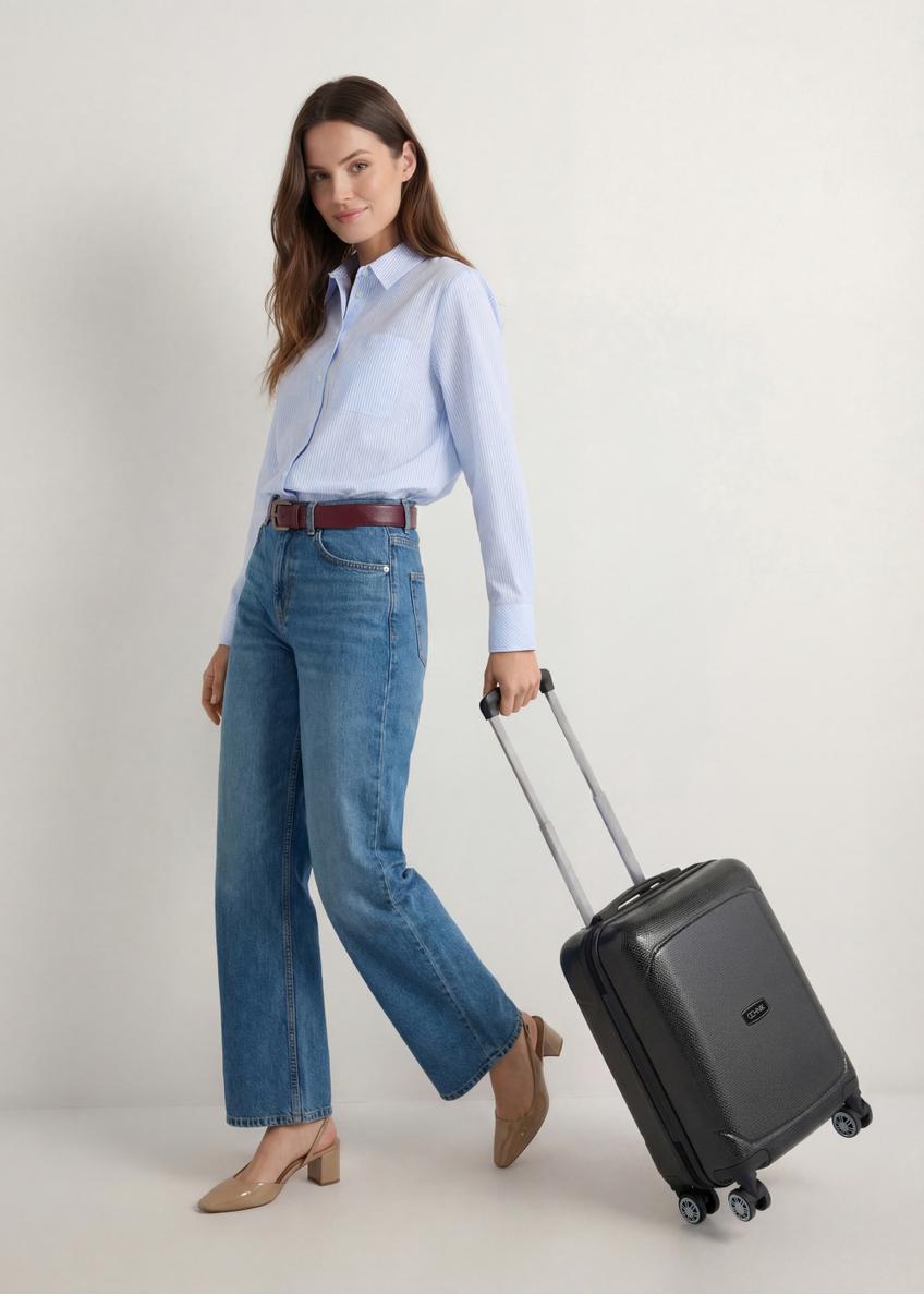 Small suitcase on wheels WALPC-0014-99-19(W26)