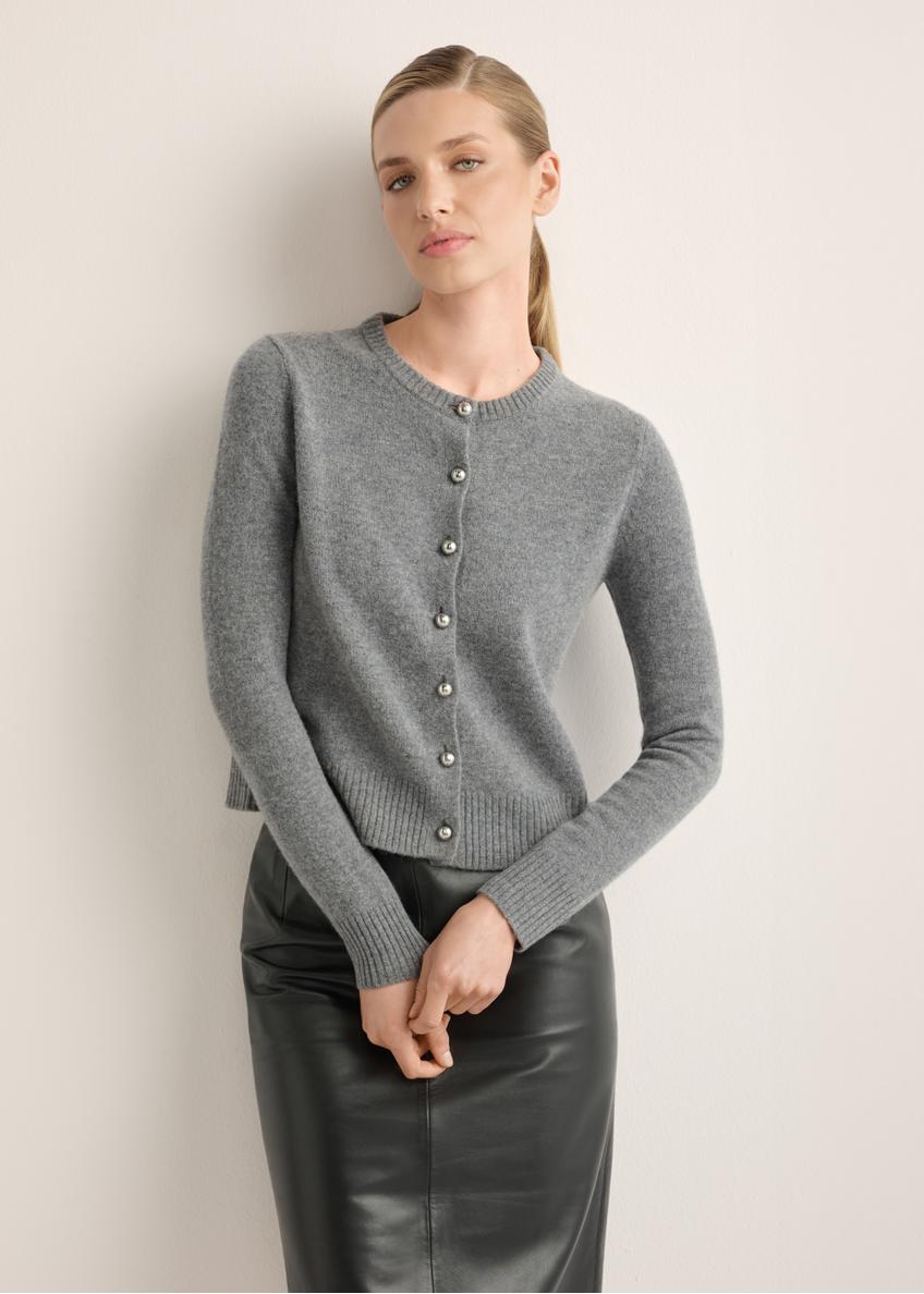 Gray woolen women's cardigan KARDT-0058-9D(Z26), front view of the product on the model, half of the silhouette visible.