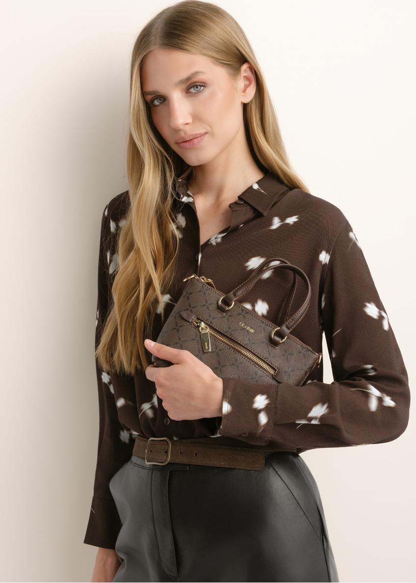 Small brown signed women's handbag TOREC-1302-1P(Z26)