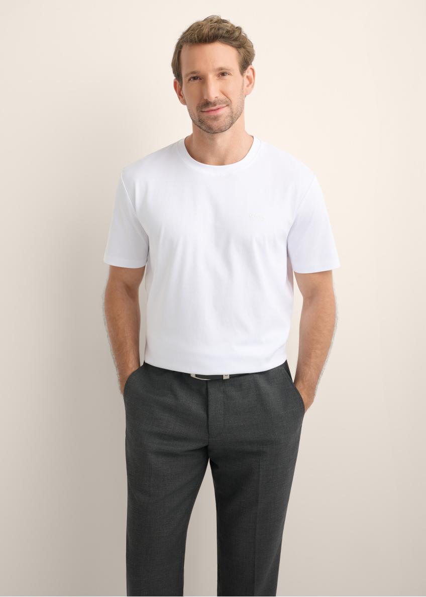 Men's white mercerized cotton T-shirt TSHMT-0156-0A(Z26), front view of the product on the model. Half of the silhouette visible.