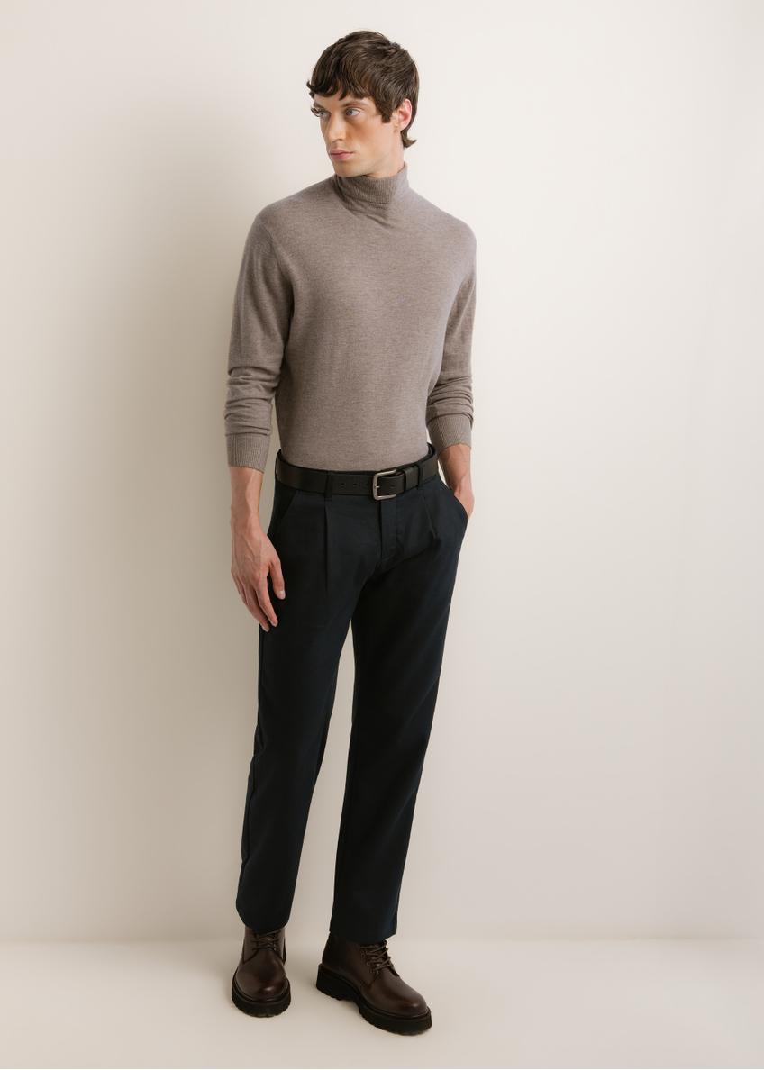 Men's black knit trousers SPOMT-0124-99(Z26), front view of the product on a model. Full-body view.