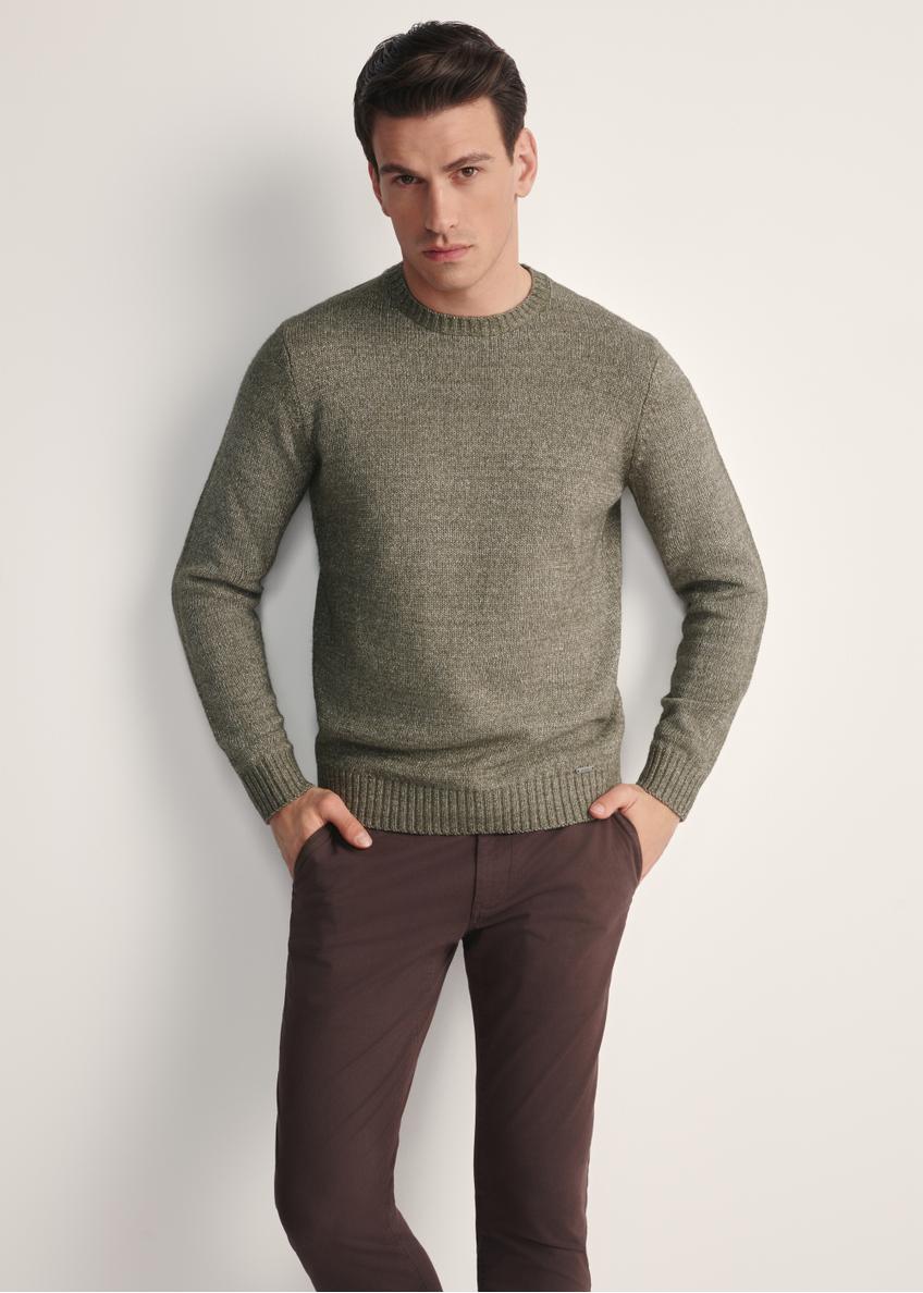 Men's khaki sweater SWEMT-0170-55(Z25), front view of the product on the model. Half of the silhouette visible.