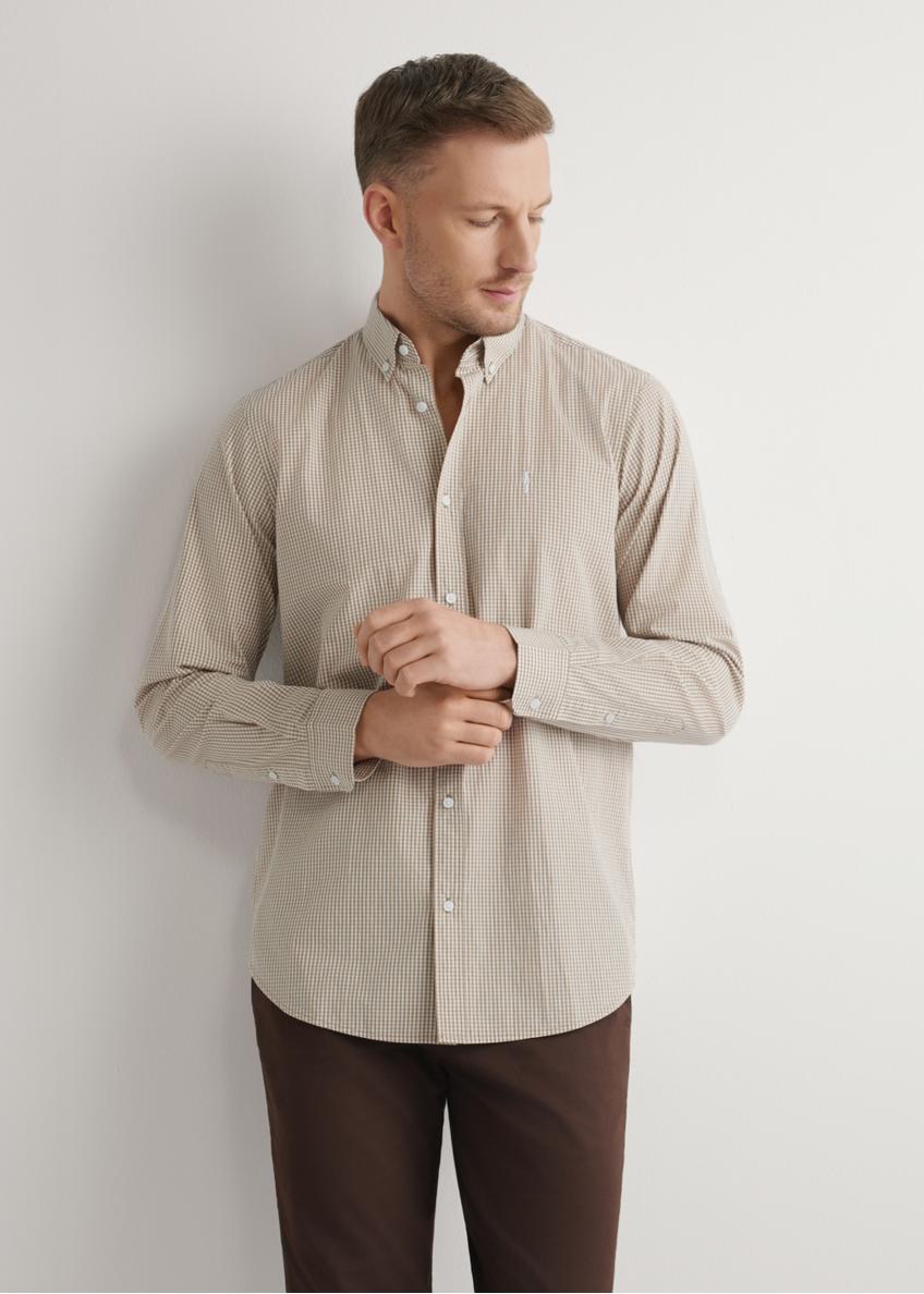Men's camel checkered shirt KOSMT-0360-1D(W26), front view of the product on the model. Half of the silhouette visible.