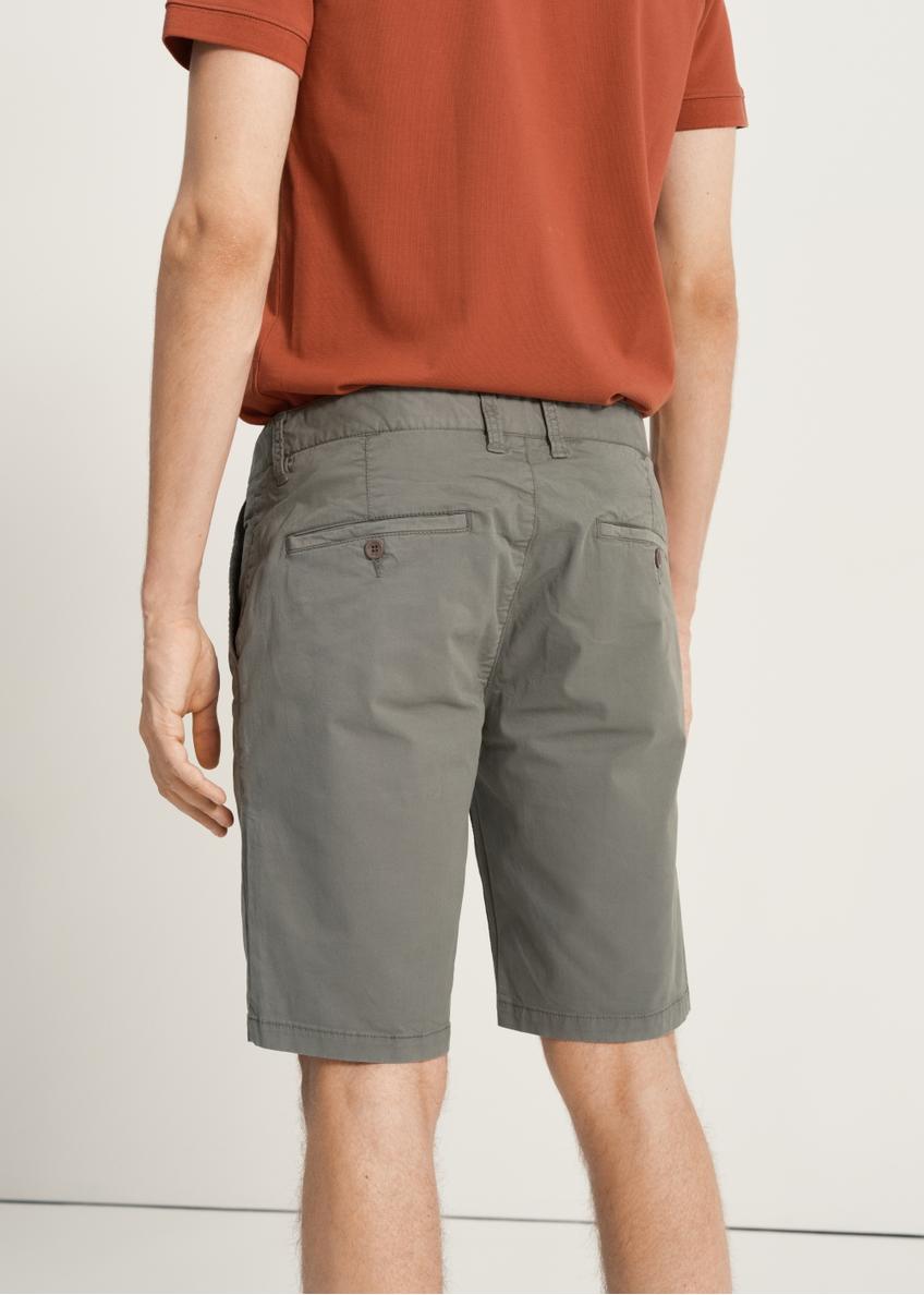 Green men's shorts SZOMT-0024-54(W23)