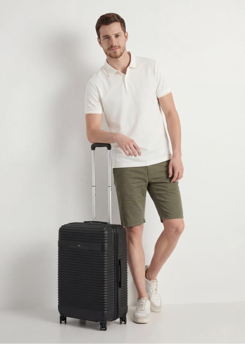 Medium suitcase on wheels WALAB-0040-99-24(W25)