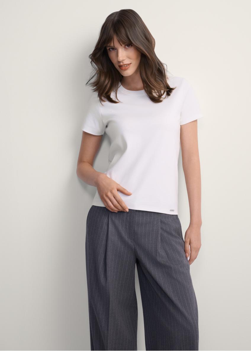 White cotton women's t-shirt TSHDT-0144-11(Z25), front view of the product on the model, half of the silhouette visible.