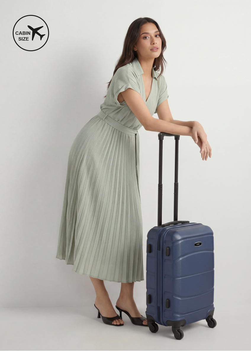 Small suitcase on wheels WALAB-0077-7D-19(W26)