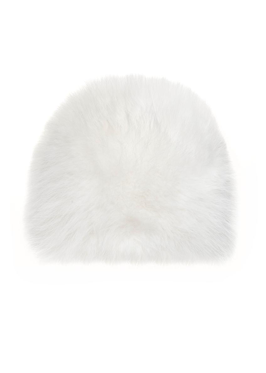 White women's winter hat CZADF-0046-0A(Z26), front view on a white background.
