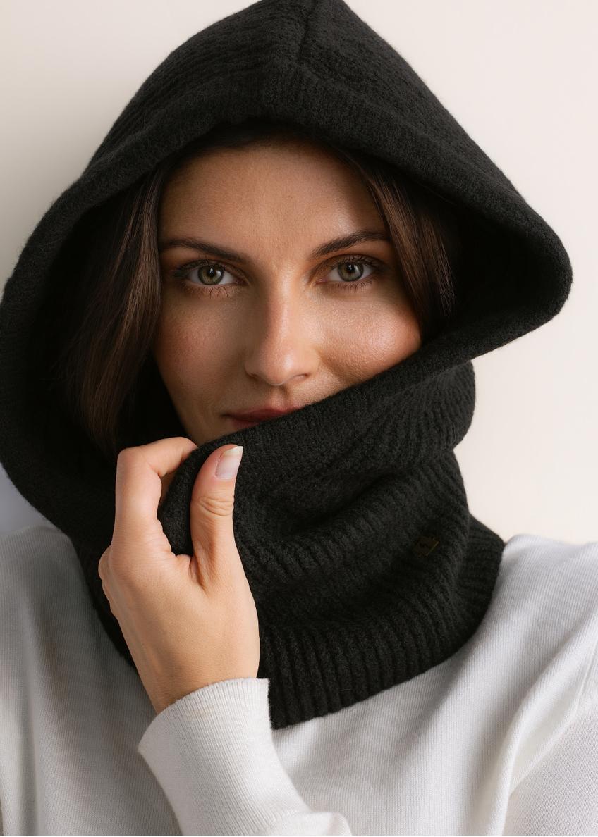 Black women's scarf with hood SZADT-0215-99(Z26)