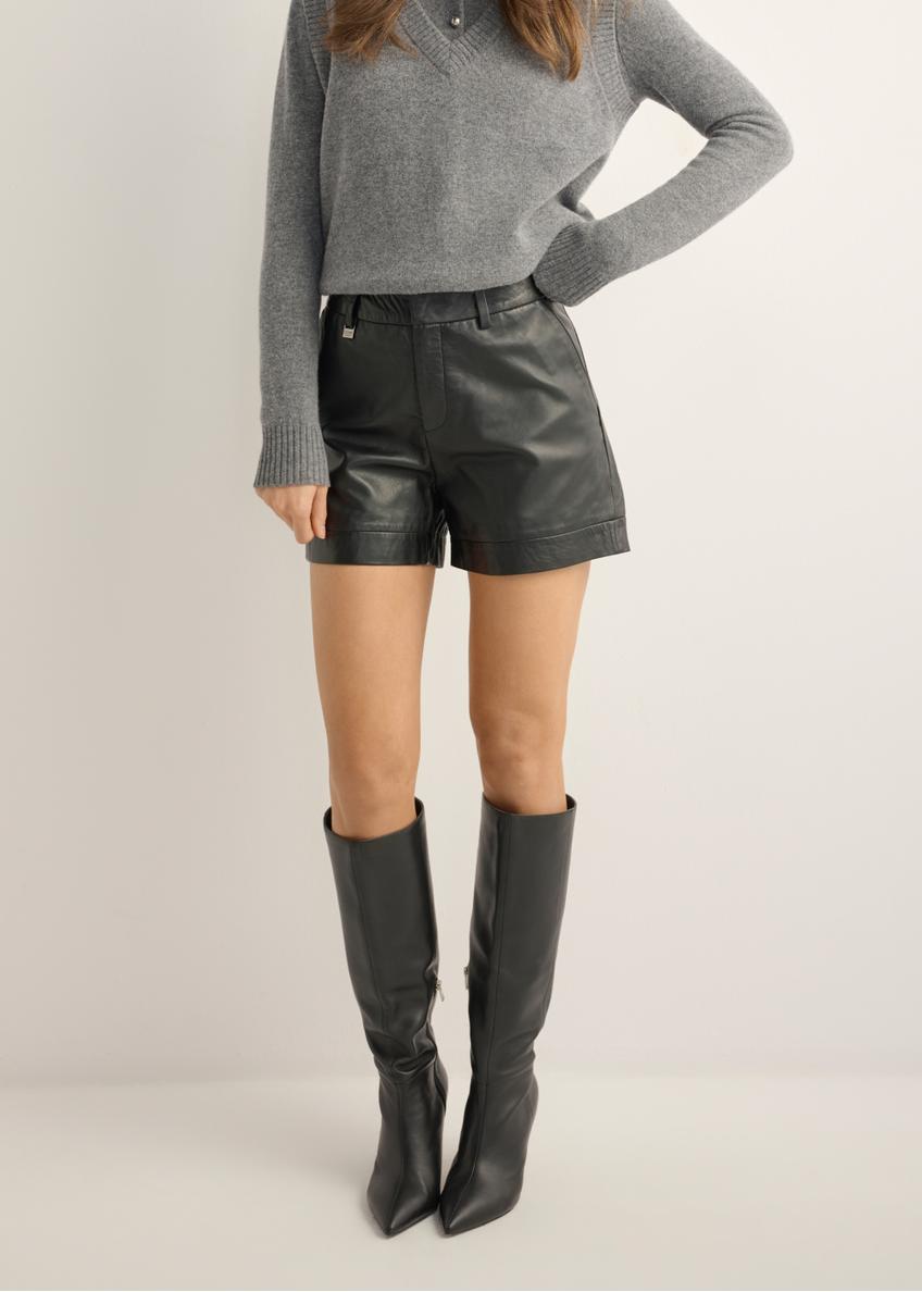 Women's black leather shorts SPODS-0007-99(KS)