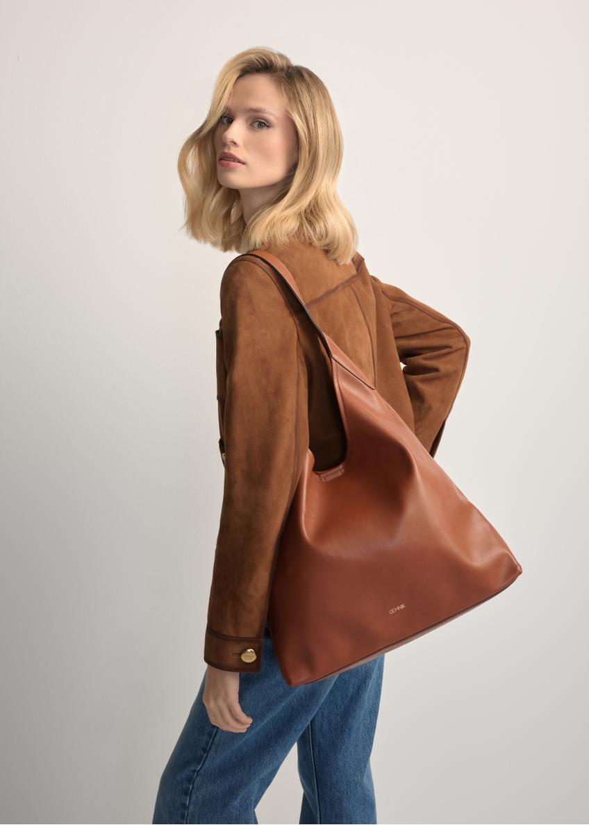 Large cognac-colored women's handbag TOREC-1199-1F(W26)