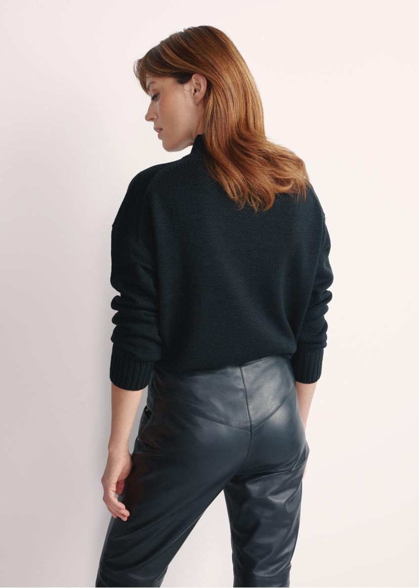 Black classic women's sweater SWEDT-0186A-99(Z25)