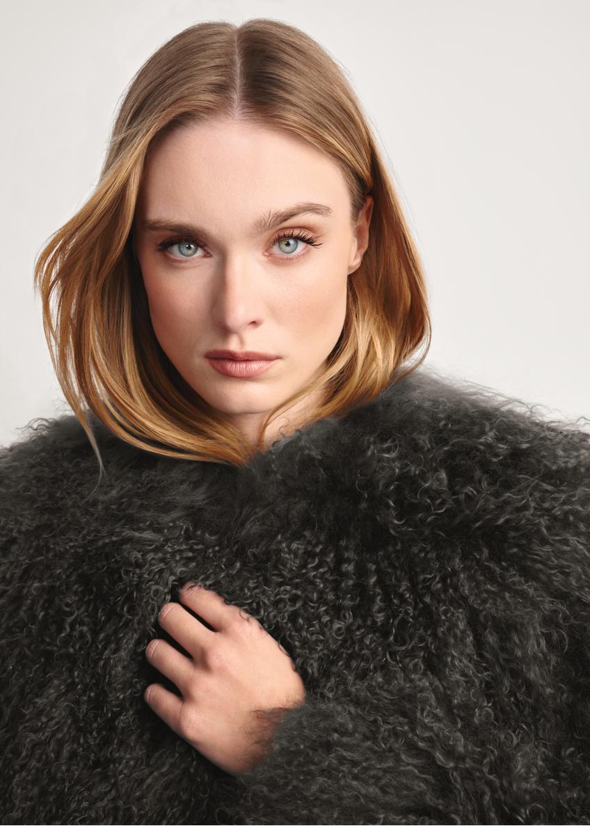 Brown short natural fur FUTDF-0104-31780(Z25)