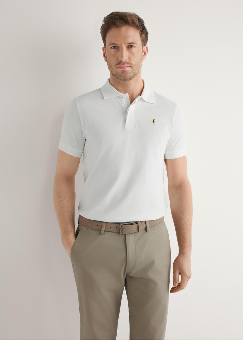 Cream cotton polo shirt POLMT-0086-0B(W26), front view of the product on the model. Half of the silhouette visible.