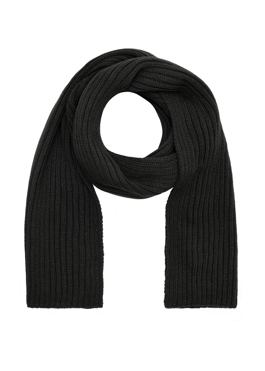 Green men's scarf SZAMT-0016-54(Z25), view of the rolled-up product on a white background.