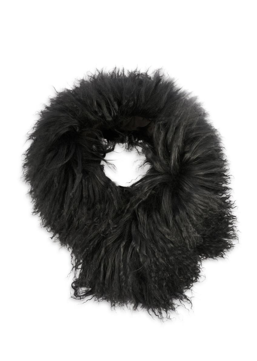 Black natural fur scarf SZADF-0034-99(Z25), product view from the front on a white background.