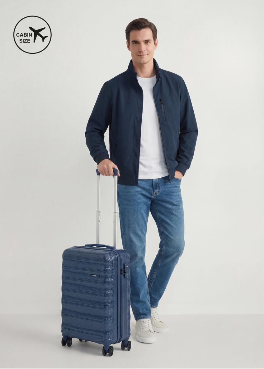 Small suitcase on wheels WALPC-0015-7D-19(W26)