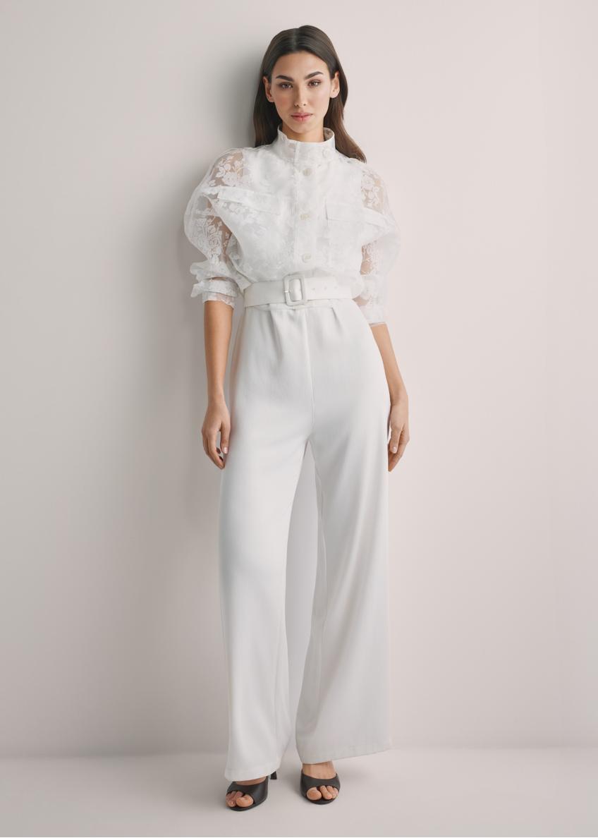 Women's white lace shirt KURDT-0637-0A(W26), front view of the product on the model. Full body visible.