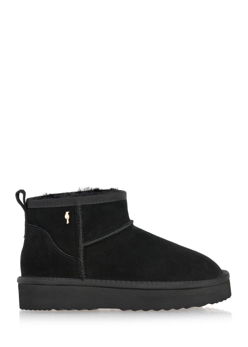 Black short women's snow boots BUTYD-1138-9E(Z26), side view of the product on a white background.