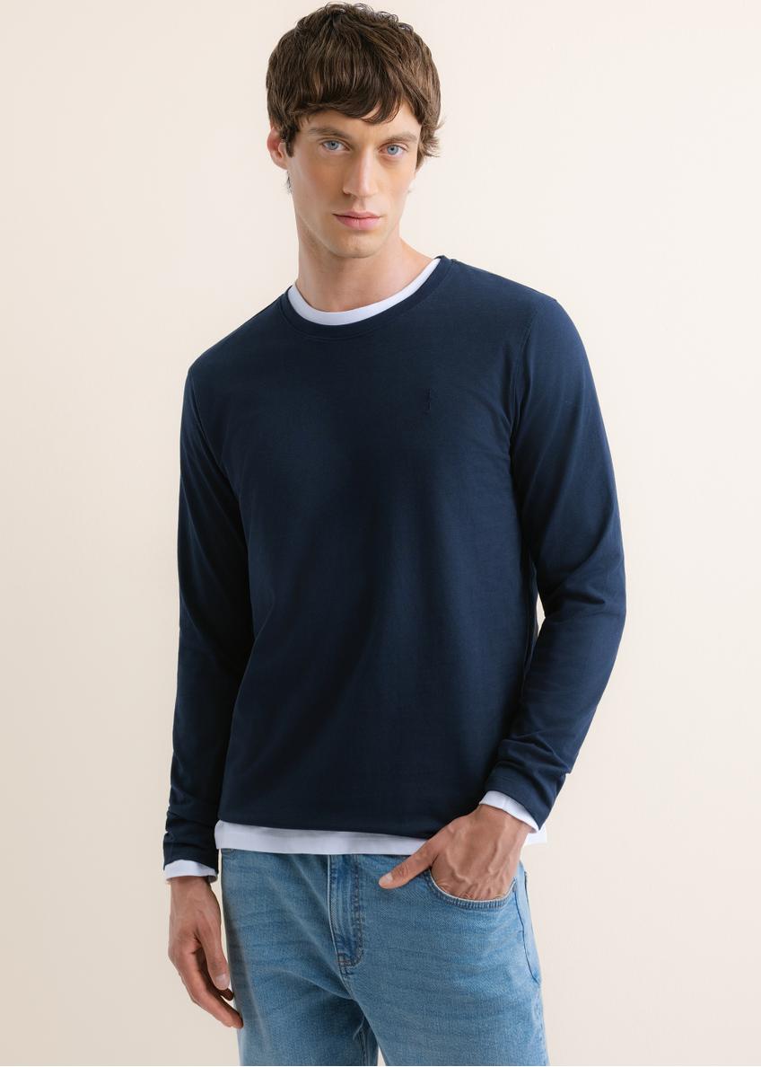 Dark navy blue men's cotton longsleeve LSLMT-0013-7E(Z26), front view of the product on the model. Half of the silhouette visible.