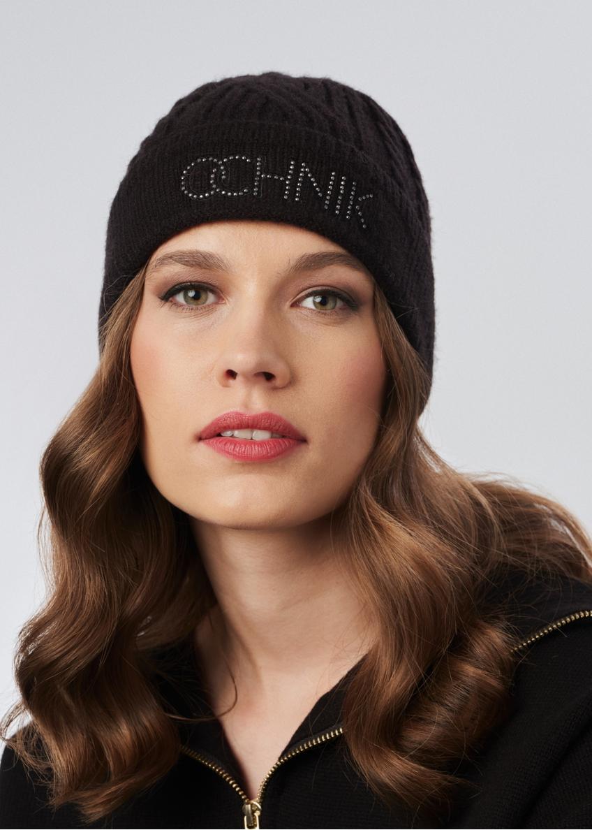 Black women's cap with OCHNIK logo CZADT-0157-99(Z23)-01