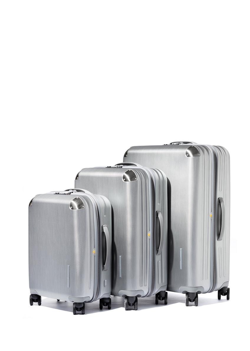 Set of suitcases on wheels 19'/24'/28' WALPC-0001-9X(W26), view of the set of suitcases on a white background.
