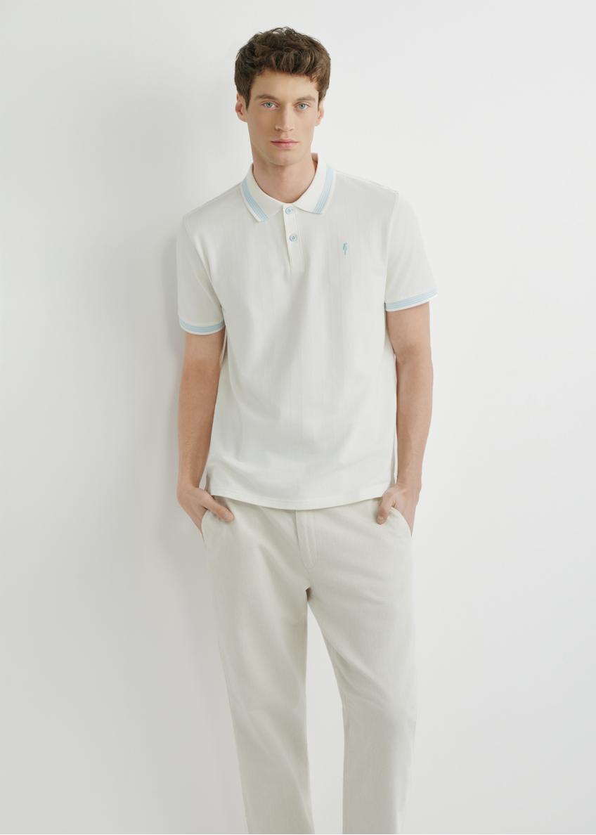 White polo shirt POLMT-0090-0B(W26), front view of the product on the model. Half of the silhouette visible.