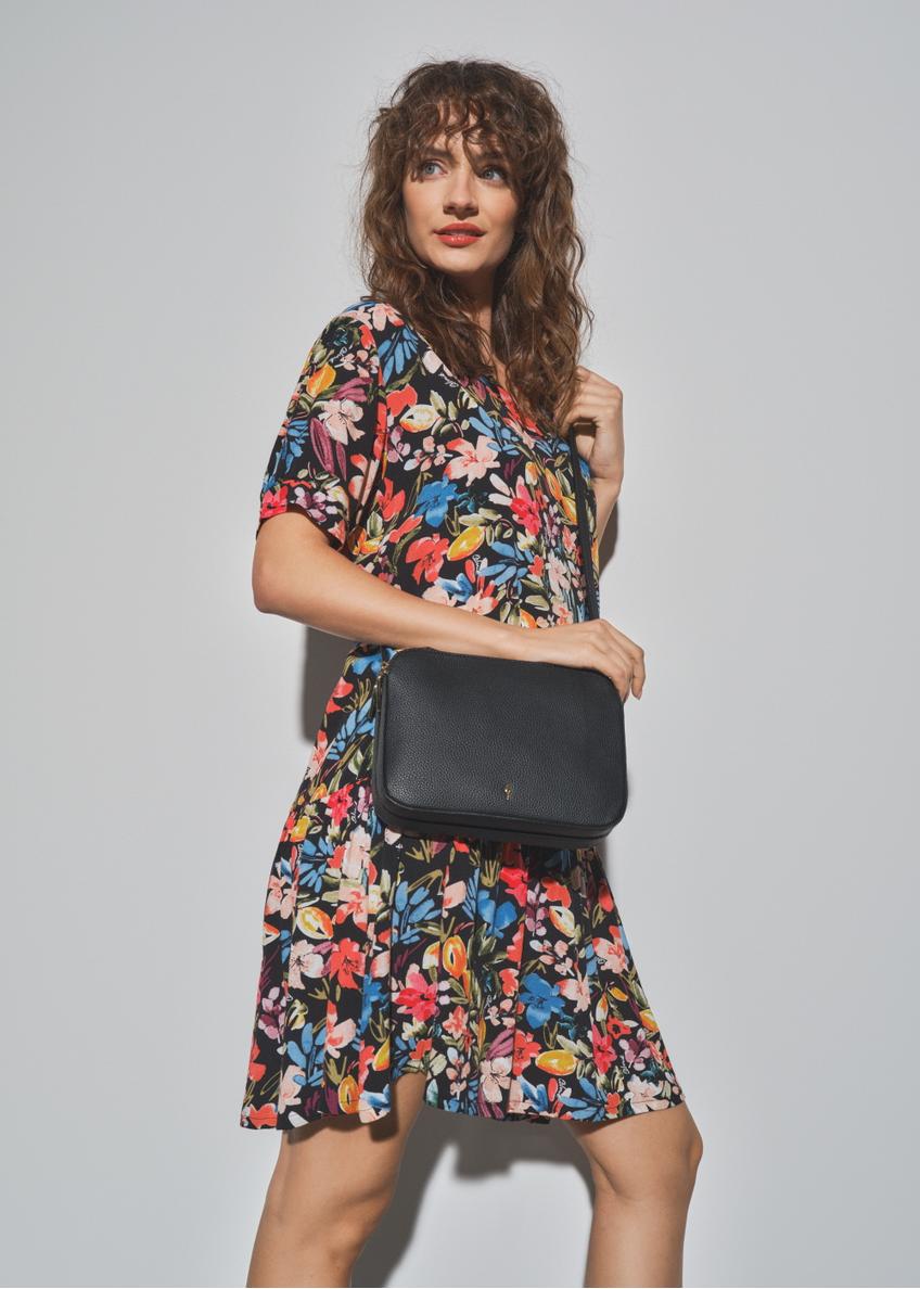 Black women's handbag with OCHNIK logo TOREC-0205C-99(W24)