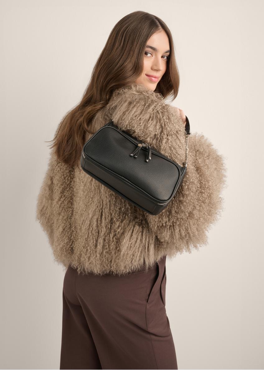 Women's handbag in black TOREC-1284-9I(Z26)