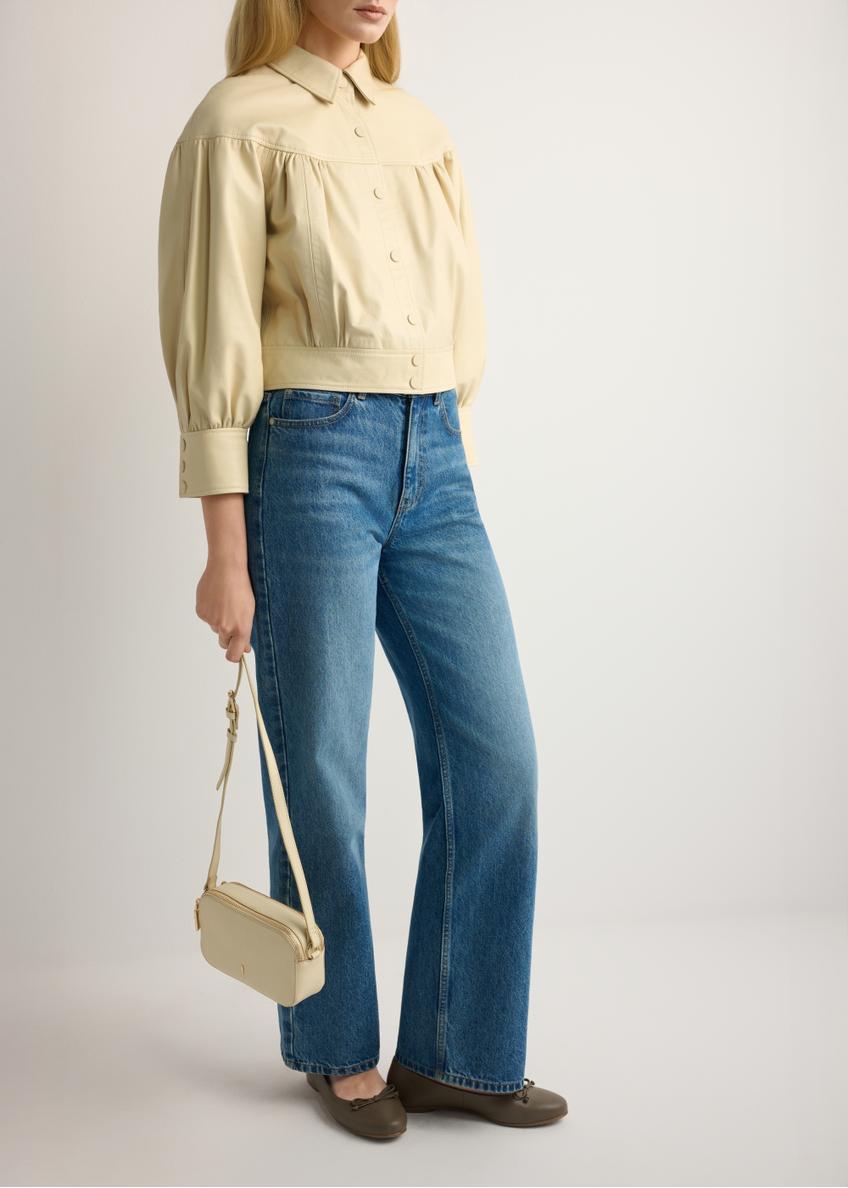 Women's leather ballerinas in cool beige color BUTYD-1248-1K(W26), view of the product on the model's feet.