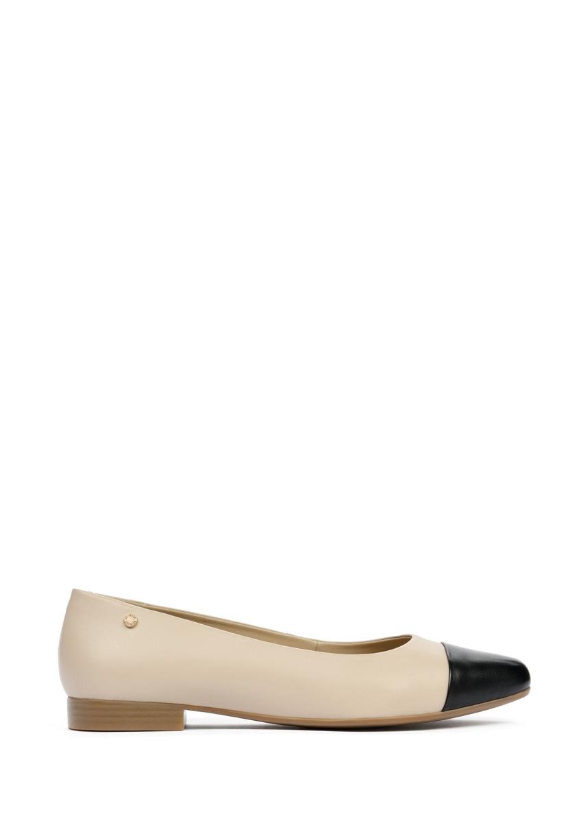 Leather beige and black ballerinas BUTYD-1050-81(W25)